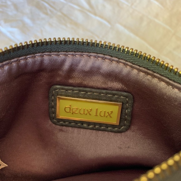 Deux Lux Clutch Bronze Black Metallic Textured 6” x 2.5” Strap Lined Pockets - Picture 5 of 9